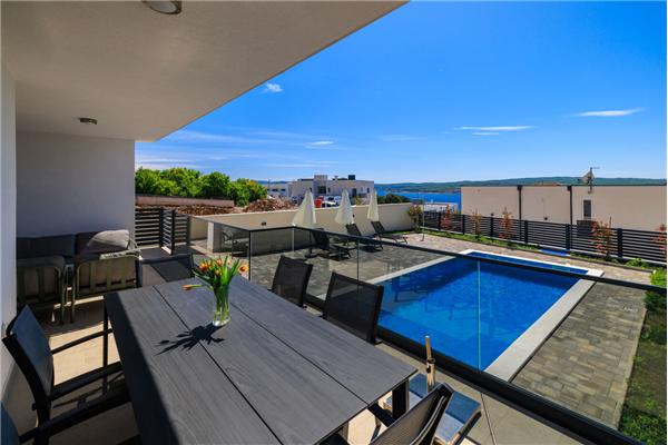 House K1, for 8 persons
