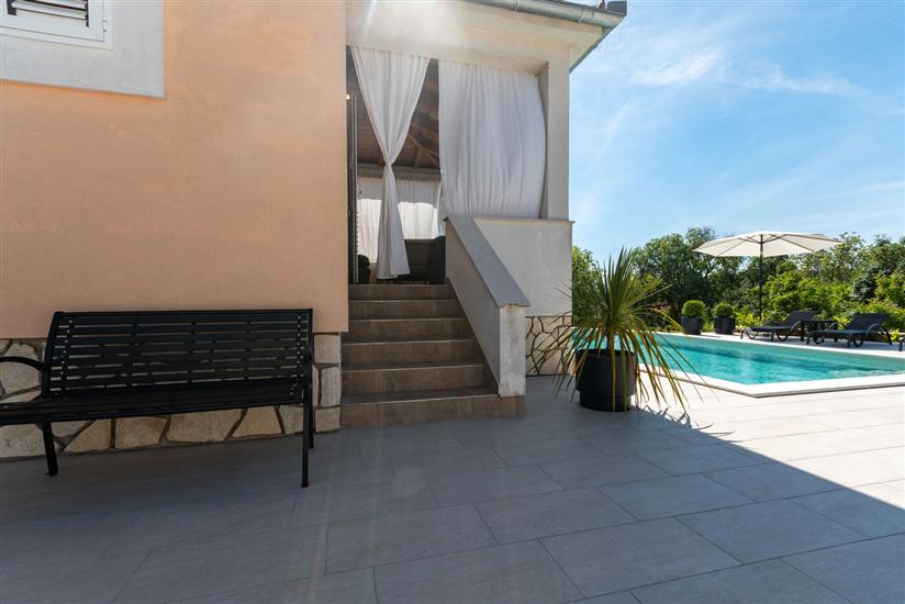 Vila Kala with Pool