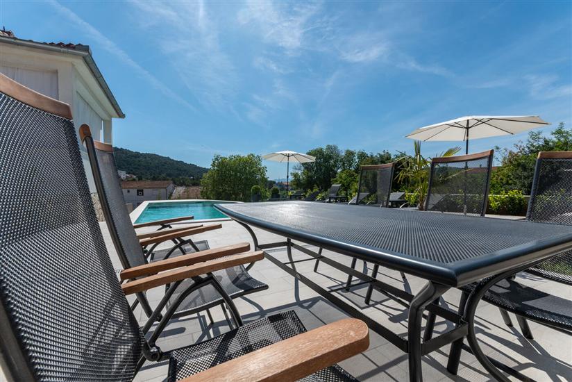 Vila Kala with Pool