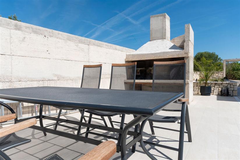 Vila Kala with Pool
