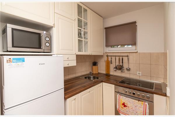 Apartment A1, for 5 persons