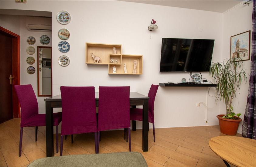 Apartment A1, for 5 persons