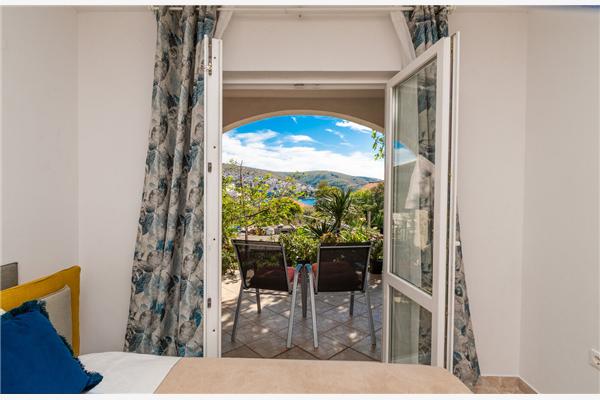 Apartment A1, for 5 persons