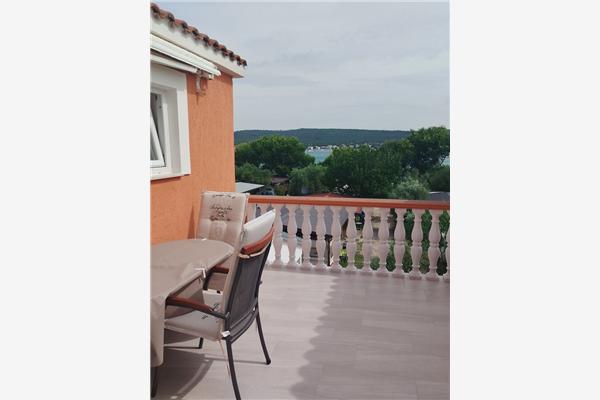 Apartman A4, na 3 osebe