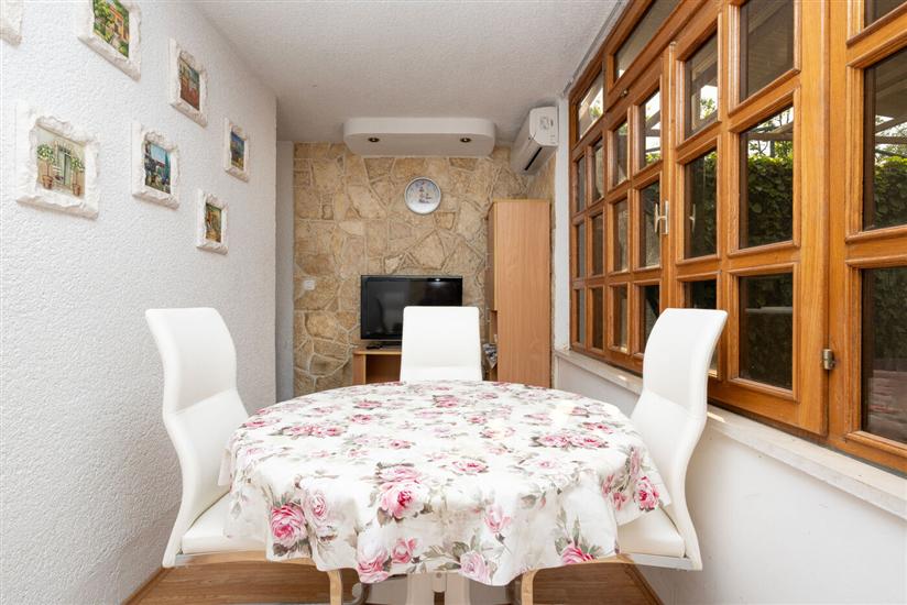Apartment A1, for 4 persons