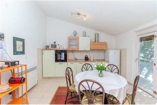 Apartment A7, for 4 persons