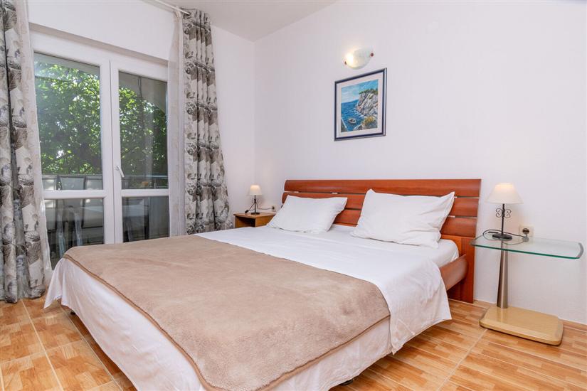 Apartment A2, for 5 persons