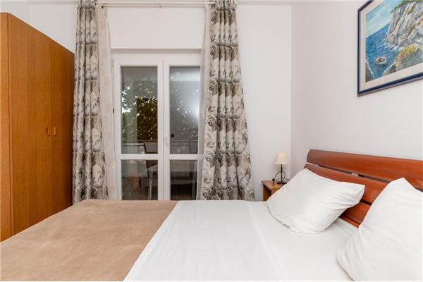 Apartment A2, for 5 persons