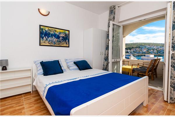 Apartment A2, for 5 persons