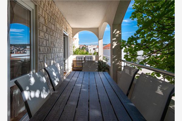 Apartment A2, for 5 persons