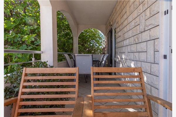 Apartment A2, for 5 persons