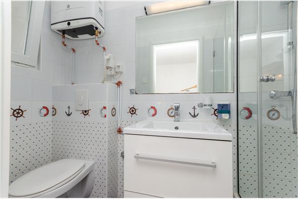 Apartman A2, na 5 osebe
