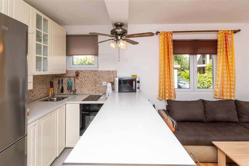 Apartment A2, for 5 persons