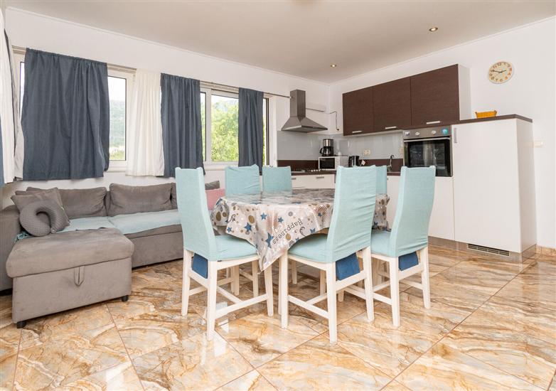 Apartment A1, for 4 persons