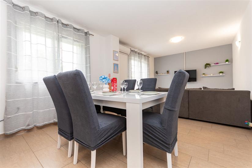 Apartman A1, na 8 osebe