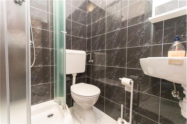Apartman A1, na 8 osebe