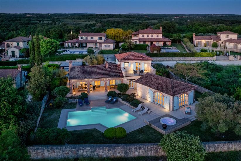 Vila Villa Casa Villino