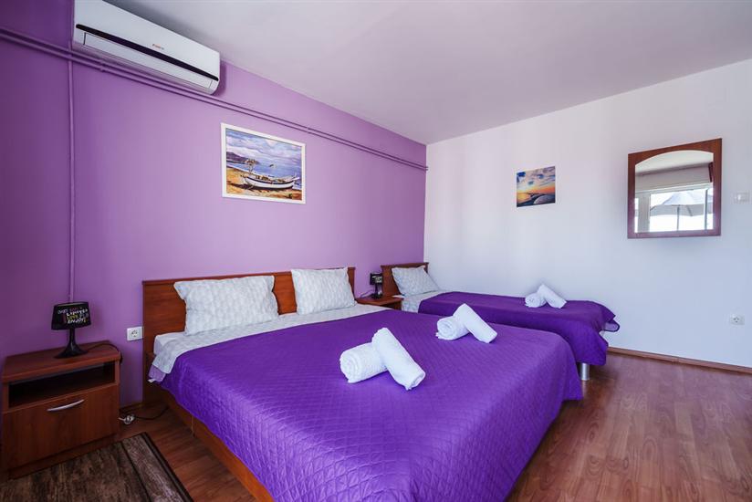Apartment A2, for 3 persons