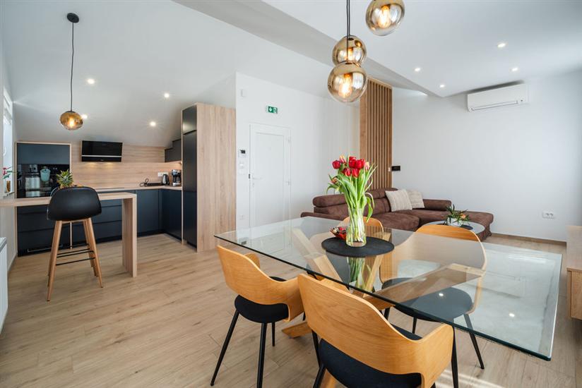 Apartman A2, na 6 osebe
