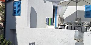 House - Karlobag