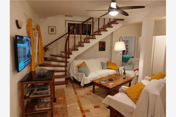 House K1, for 14 persons