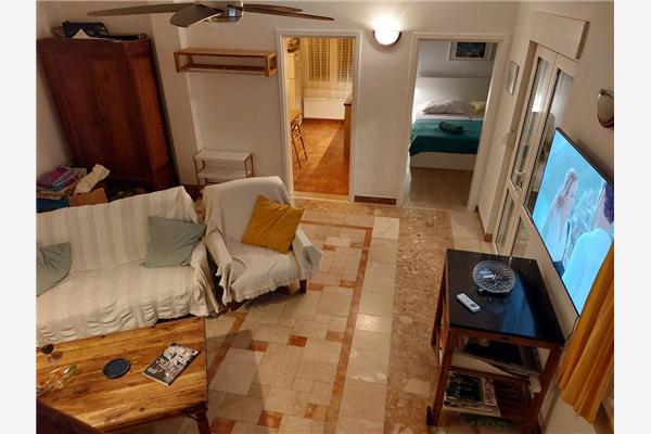 House K1, for 14 persons
