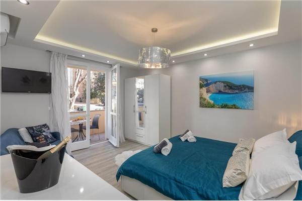 Apartment A1, for 5 persons