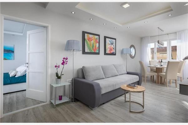 Apartment A1, for 5 persons