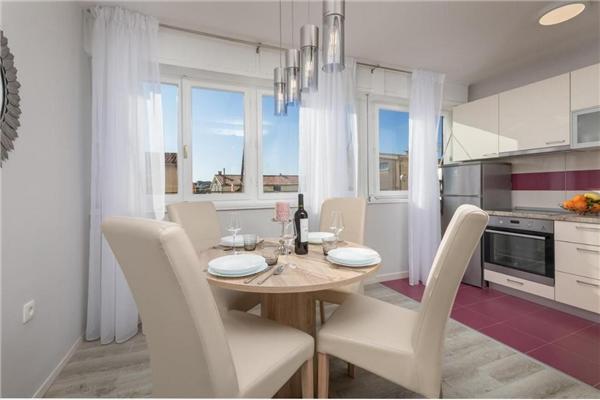 Apartment A1, for 5 persons