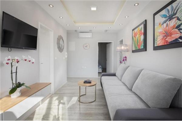 Apartment A1, for 5 persons
