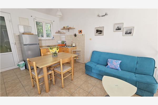 Room S1, for 2 persons