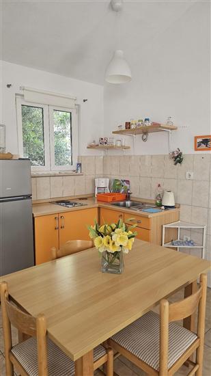 Room S1, for 2 persons