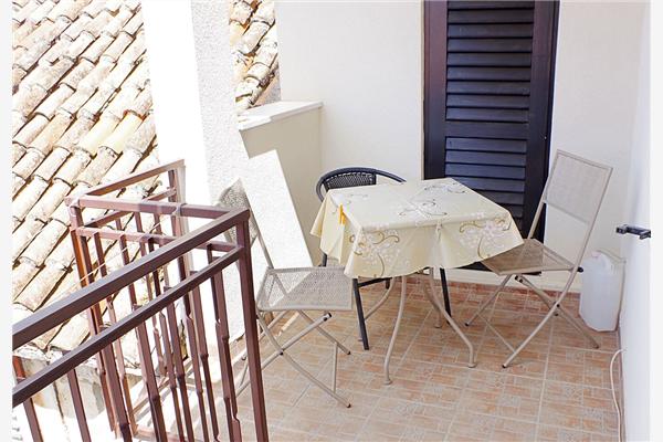 Apartment A1, for 5 persons