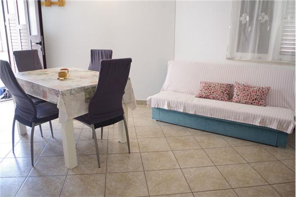 Apartment A1, for 5 persons