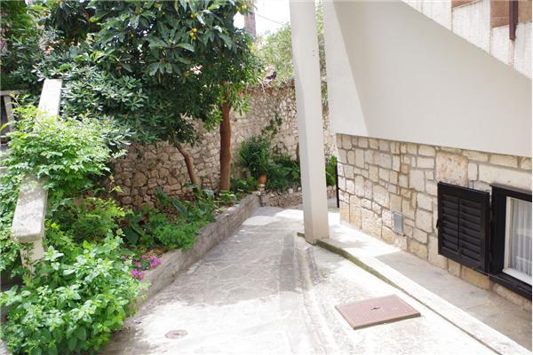 Apartment A1, for 5 persons