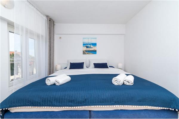 Apartment A1, for 5 persons