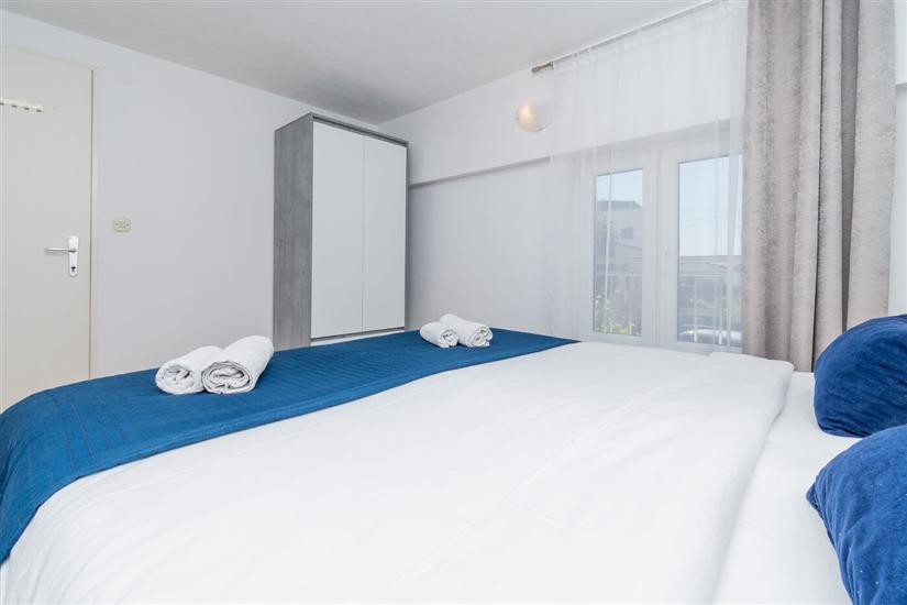Apartment A1, for 5 persons