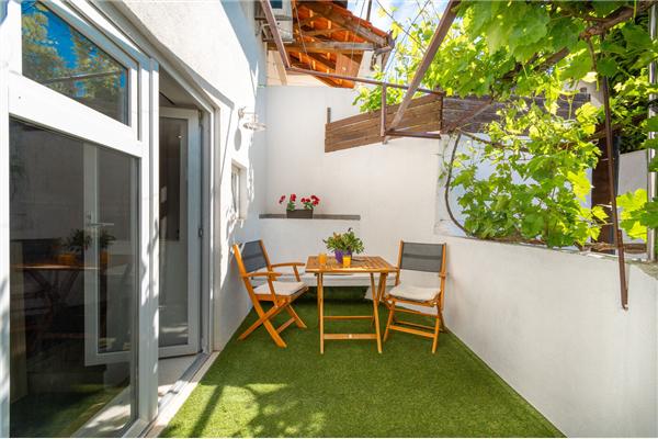 Apartment A1, for 5 persons
