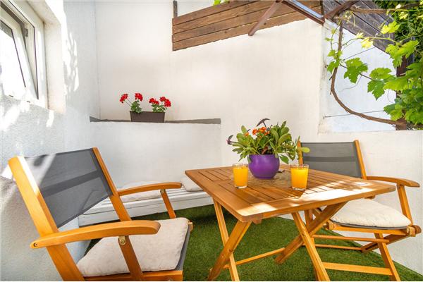 Apartment A1, for 5 persons