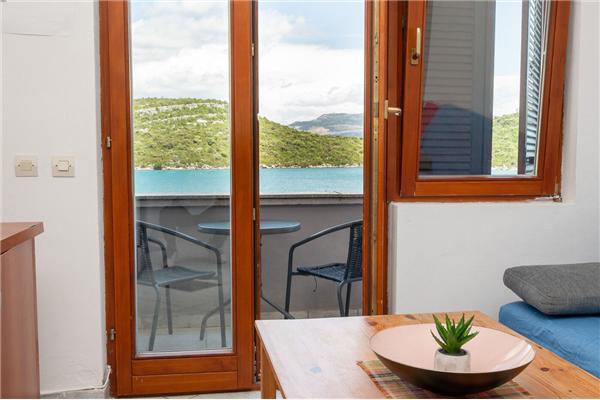 Apartment A4, for 5 persons