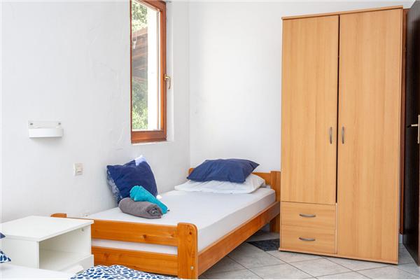 Apartment A4, for 5 persons