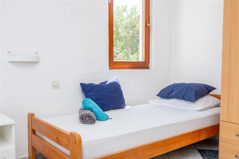 Apartment A4, for 5 persons