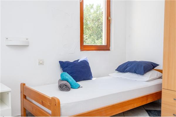 Apartment A4, for 5 persons