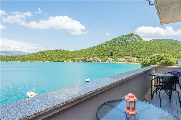 Apartment A4, for 5 persons