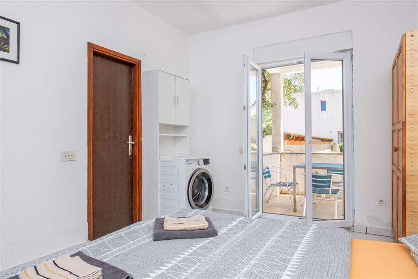 Apartment A4, for 5 persons