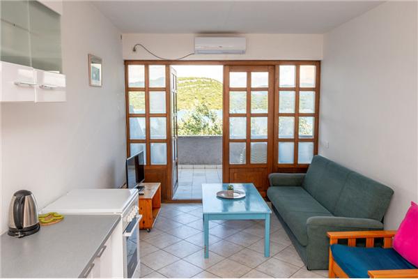 Apartment A1, for 5 persons