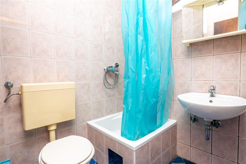 Apartment A2, for 3 persons