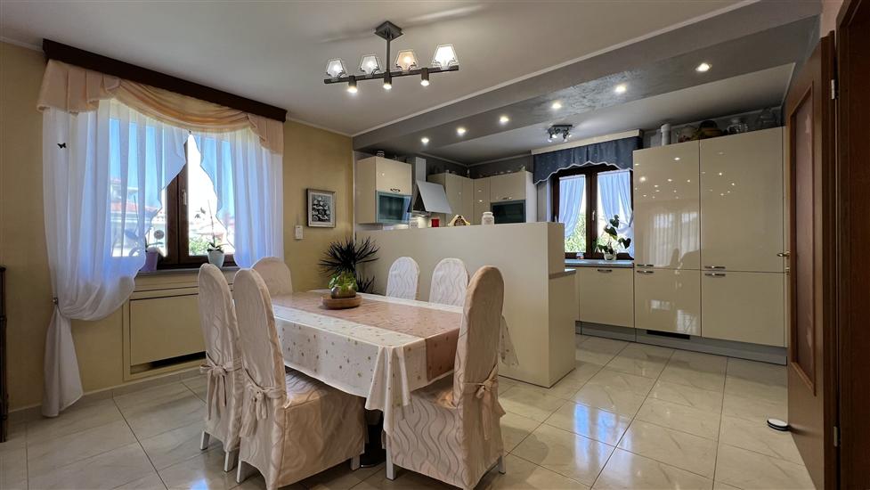 Apartment A1, for 5 persons