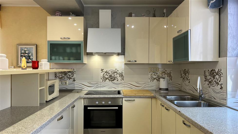 Apartment A1, for 5 persons