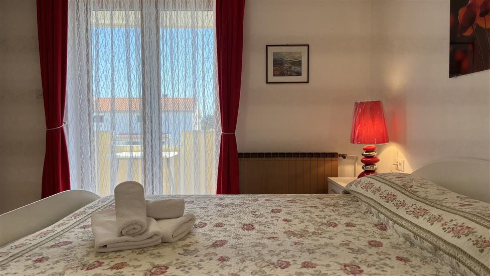 Apartment A1, for 5 persons